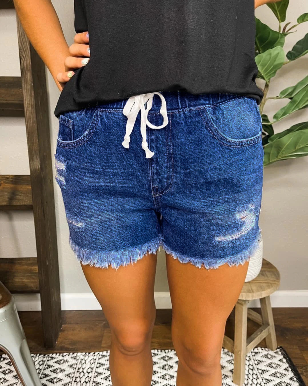 Stunncal Distressed Jogger Shorts